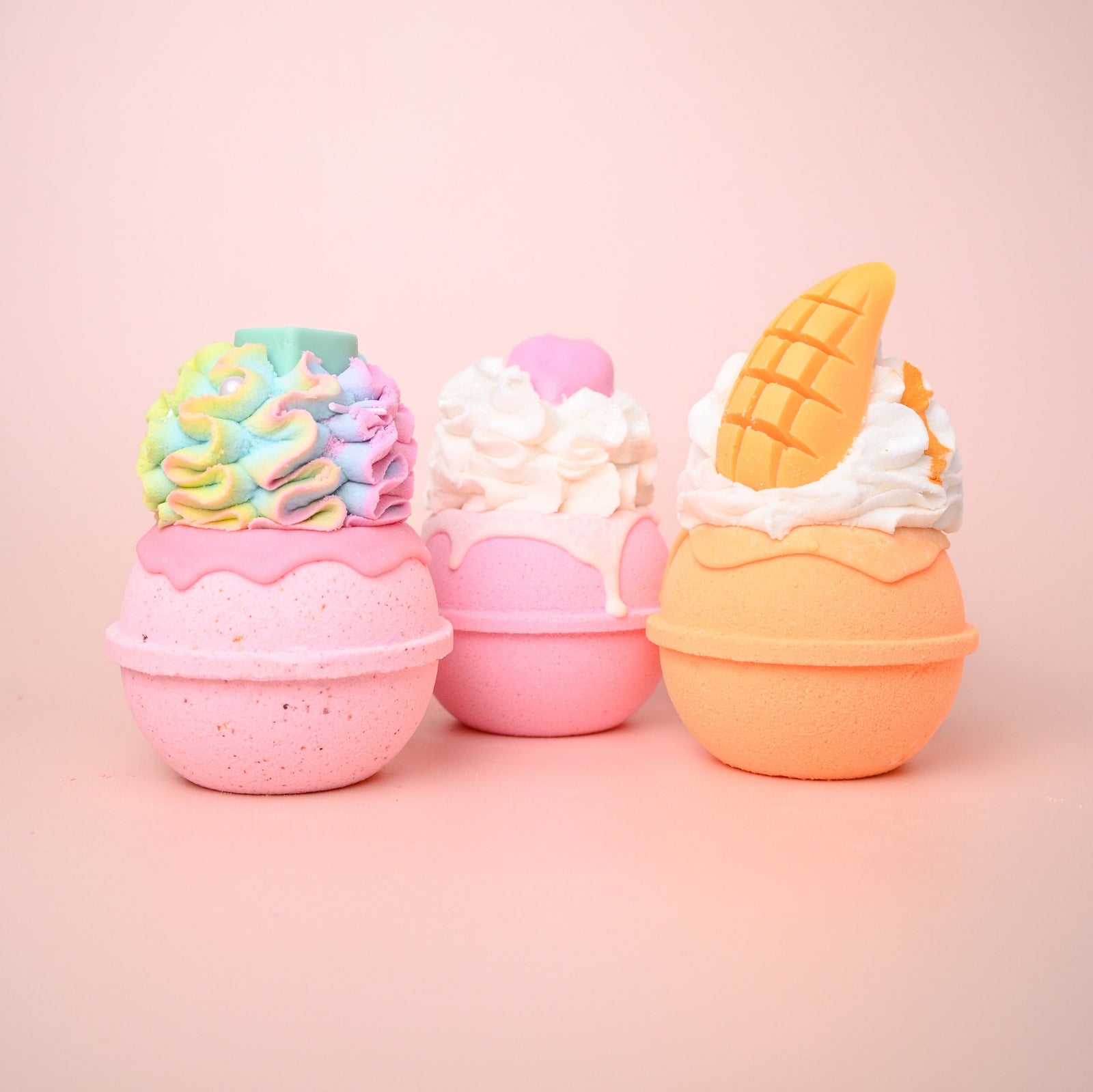 fruity frosted 3 in 1 bath bomb