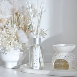 Reed Diffusers for Office - A Lil Luxury