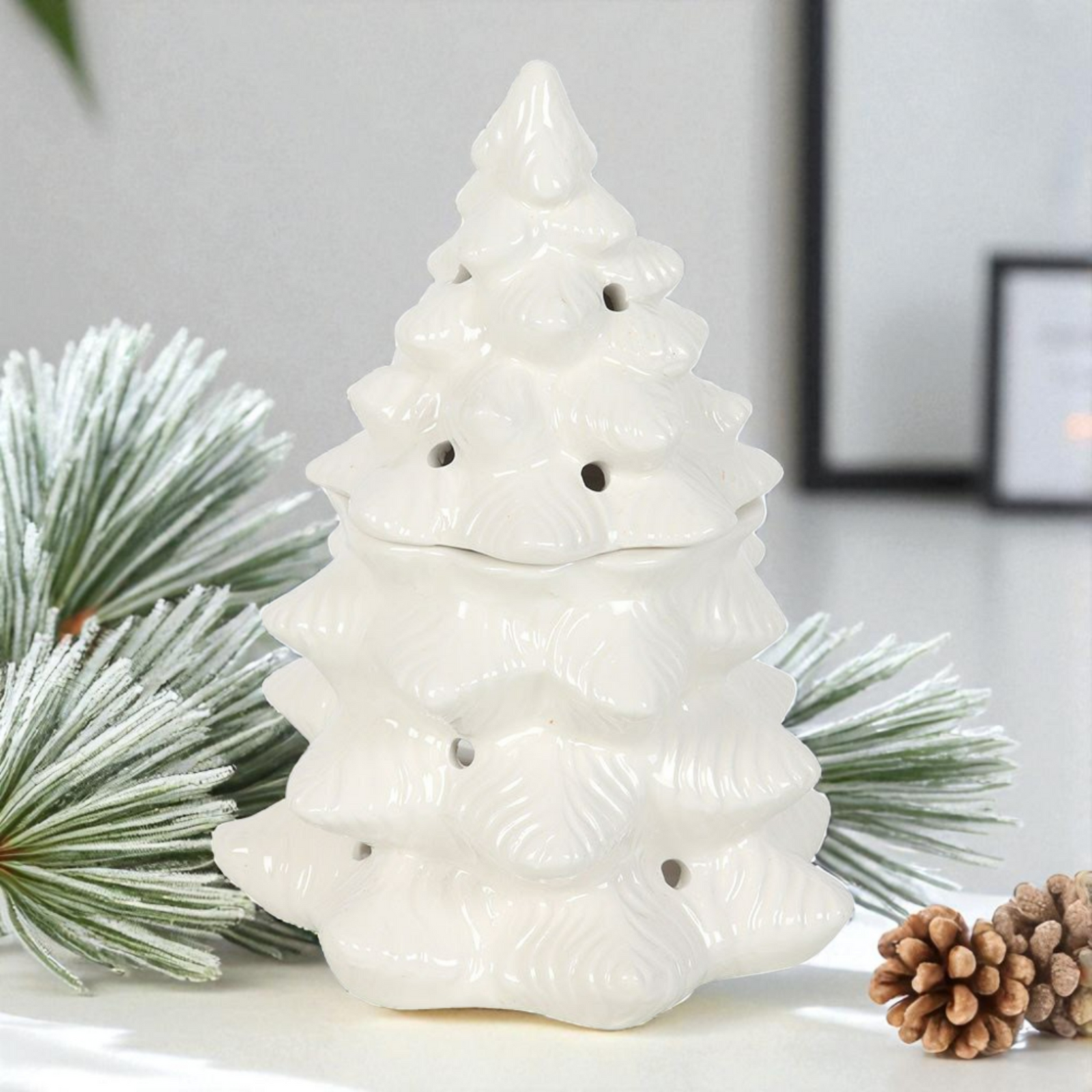 pine tree shaped melt warmer
