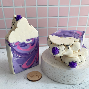 Black Raspberry and Vanilla Scented Luxe Soap Bar - A Lil Luxury