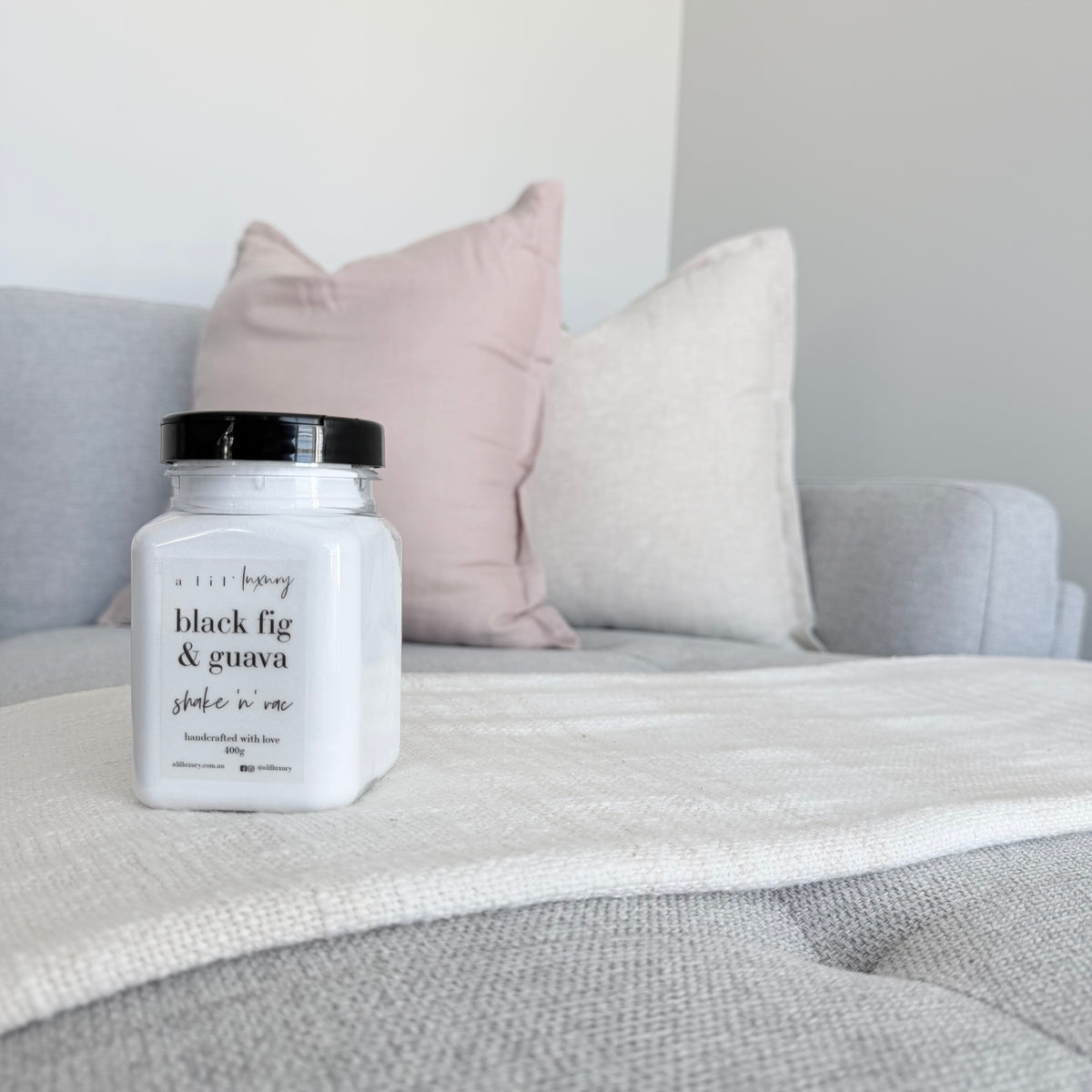 Shake 'n' Vac | Spring Collection