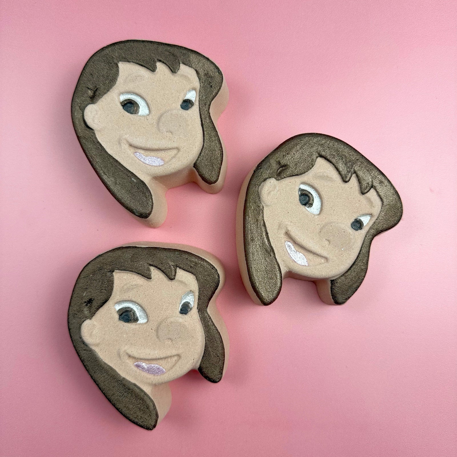 Lilo Character Bath Bomb