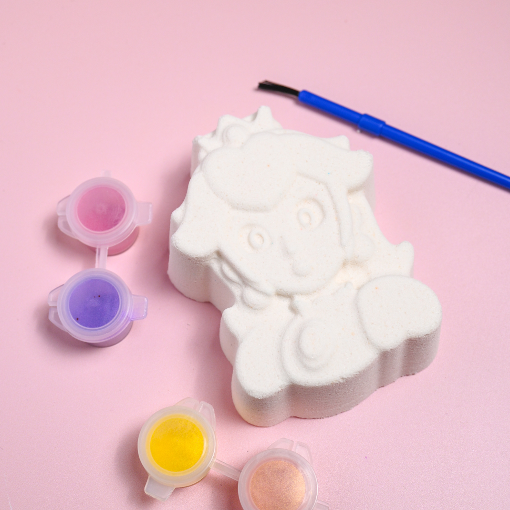 Peaches DIY At Home Bath Bomb - A Lil Luxury