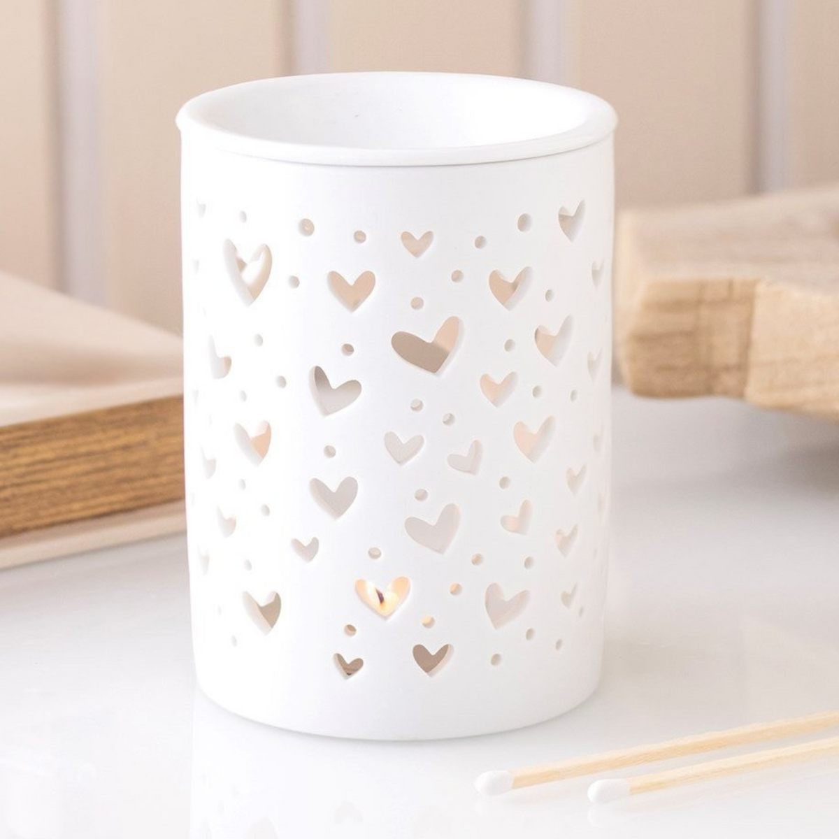 White Heart Cut Out Tealight Warmer