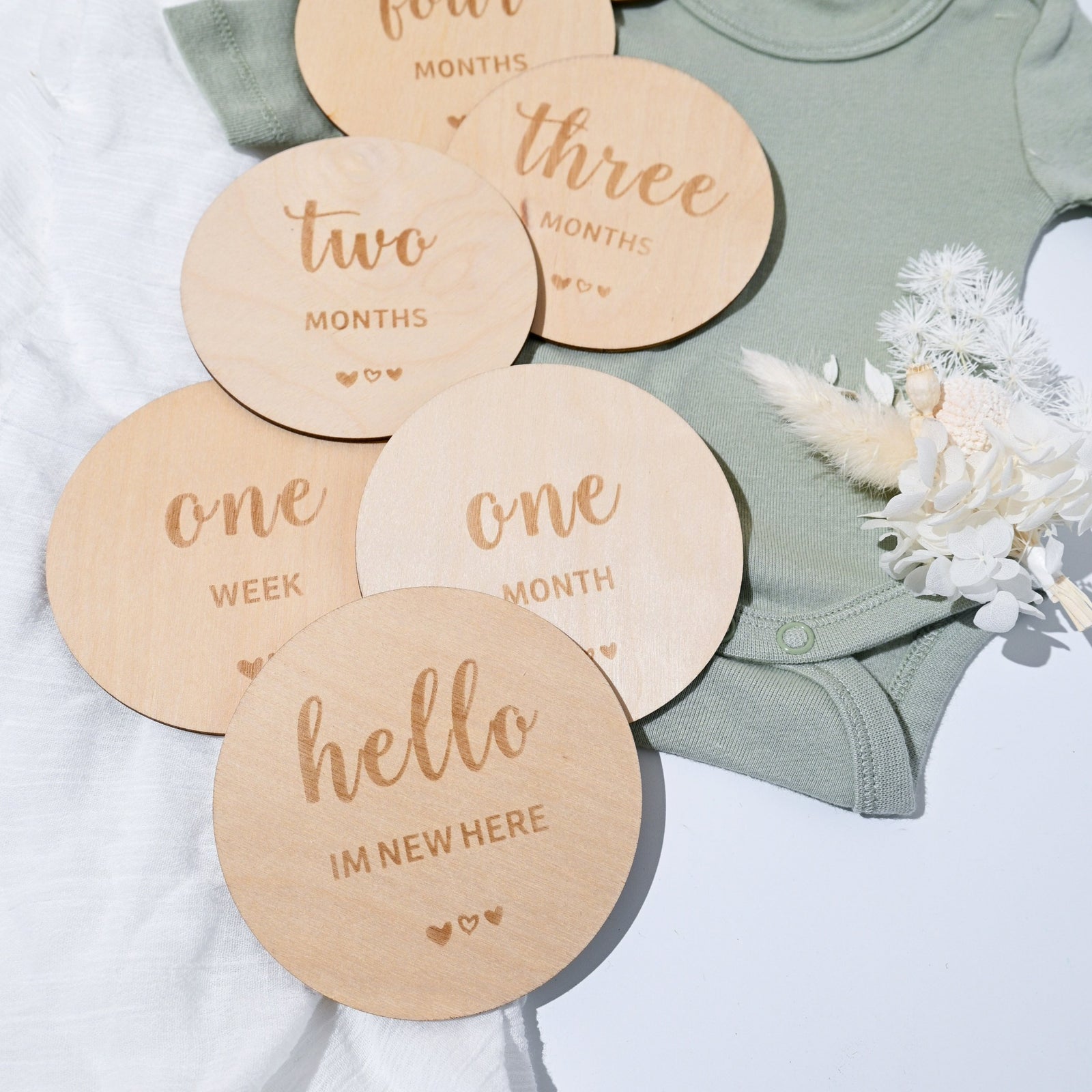 Hearts Milestone Baby Discs