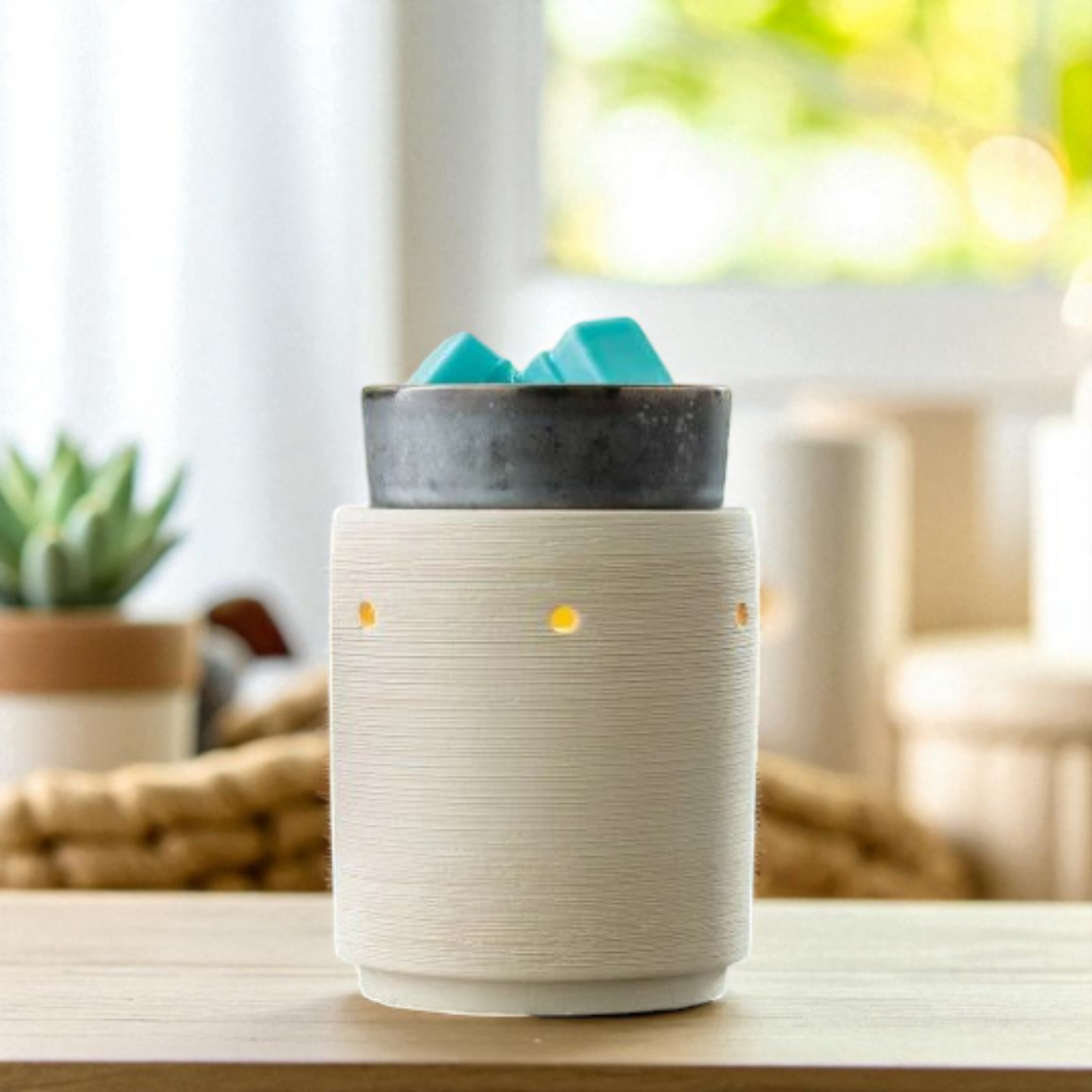 iron and clay illumination wax melt warmer