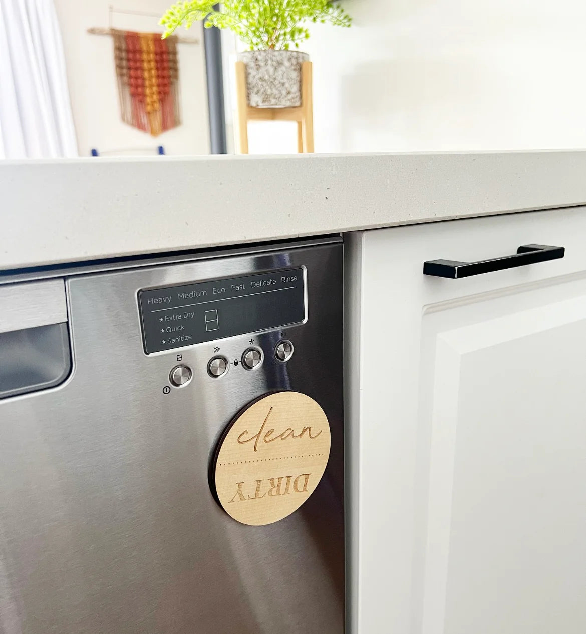 Dish magnet for dirty and clean dishwasher - A Lil Luxury